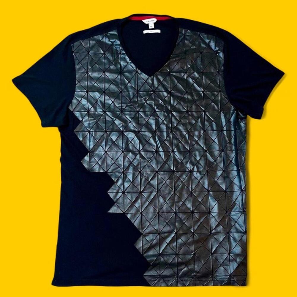 Calvin Klein Slim Fit Faux Leather Graphic Tee (Size L)